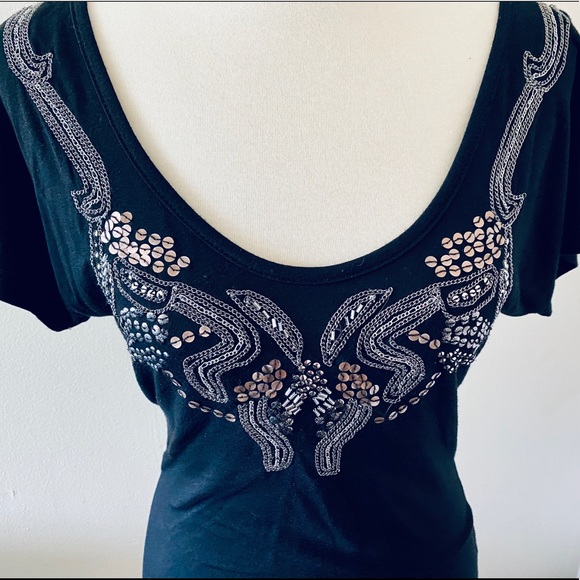 BKE Boutique Black Embroidered Open Back Top - Picture 6 of 6